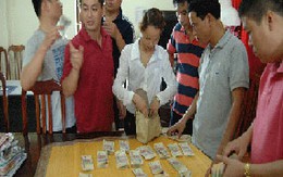“Kiều nữ” bị bắt cùng lô tiền giả 