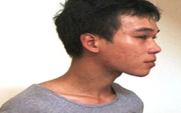 Bị trộm vào "xin" lắc vàng ở tay khi đang ngủ