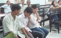 5 năm “bóc lịch“ cho gã trai si mê tình yêu bọ xít