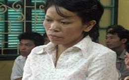 Chồng cuồng ghen nhốt vợ vào... chuồng chó