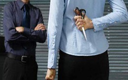 Giận chồng, trút giận vào "thằng nhỏ"