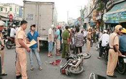 Người đi đường thờ ơ, nạn nhân TNGT tử vong