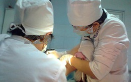 Tận mắt đi xem vá “cái ngàn vàng”