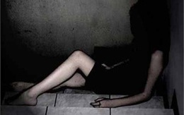 Dụ bé gái ra bờ suối hãm hiếp