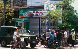 "Hôi" tiền tỷ rơi tại ngân hàng