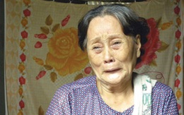 Bà ngoại "nhà sư khóa môi" khóc hết nước mắt vì… sợ cháu đi tù