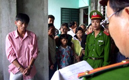 Cầm gạch đập đầu trưởng công an