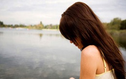 Chồng tôi tòm tem với người phụ nữ đẻ thuê