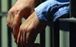 Con "trời đánh" hiếp dâm cả mẹ ruột