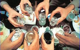 Kẻ tù, người tật chỉ vì tranh luận “cháu ăn được thịt chú“
