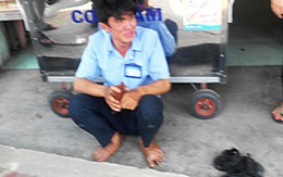 Bị trộm xe máy ngay trước mặt, nam sinh viên bật khóc nức nở