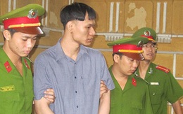 Cứa cổ bạn gái vì hiếp dâm không được