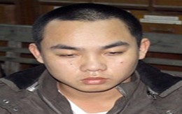 Bị tống tiền vì khoe "hàng" qua chat