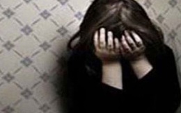 Một cụ già 62 tuổi bị hiếp dâm