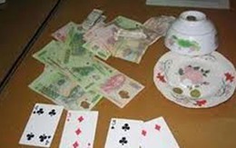 Giả vờ bị cướp để lấy tiền của vợ
