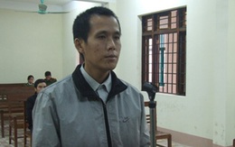 Nỗi buồn của gã đàn ông dùng dao "xin" tình yêu của vợ