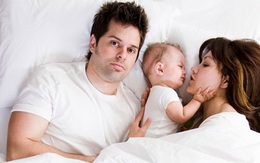 Chồng thích 'tự sướng' sau khi vợ sinh