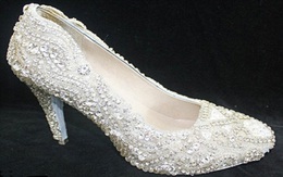 Chiêm ngưỡng đôi giày kim cương đắt nhất thế giới