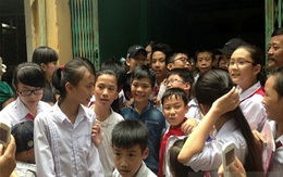 Quang Anh trở về quê nhà trong sự chào đón nồng nhiệt của người dân