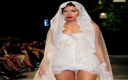 Người mẫu Minh Tú diện váy cưới lộ phần nhạy cảm