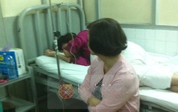 Hoàng Yến mệt mỏi trên giường bệnh sau tai nạn lật xe