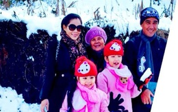 Vợ chồng MC Quyền Linh đưa con lên Sapa ngắm tuyết