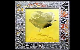 Thiệp Valentine dát vàng 6 triệu đồng