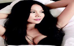 Bỏng mắt với ảnh "tự sướng" của Thanh Hằng