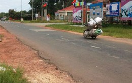 Đau lòng bé gái 6 tuổi nhìn bố giết mẹ rồi lao vào ô tô tự sát vì ghen tuông