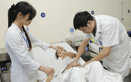Hội nghị trực tuyến công tác y tế 2012 và triển khai kế hoạch 2013