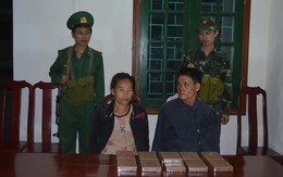 Bắt hai kẻ vận chuyển 11 bánh heroin