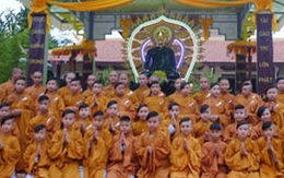 Tượng Phật hoàng bằng ngọc dát vàng sắp về đến Hà Nội