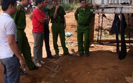 Bé gái chết trong tư thế quỳ gối tại nhà hàng xóm