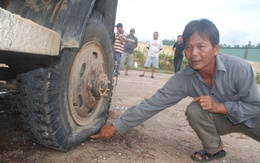 Nghi án ngân hàng thu hồi nợ theo kiểu "phim Hollywood"