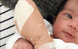 Tin lời thầy bói mẹ cắt đứt ngón tay con trai sơ sinh