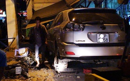 Xe Lexus cướp sinh mạng hai bố con đi ăn tối