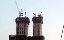 Gãy cẩu tháp tòa nhà 70 tầng, hàng trăm người hoảng loạn