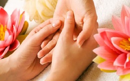 Mẹo xử lý chân tay bị chai