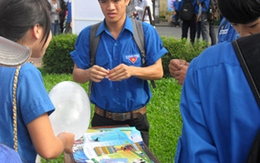 Mít tinh hưởng ứng Tháng Hành động Quốc gia về Dân số năm 2012 