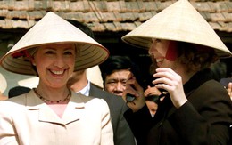 Cựu Tổng thống Mỹ Clinton muốn Biển Đông được giải quyết hòa bình
