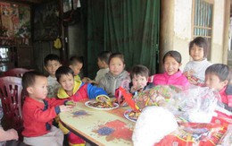 Ấm áp ánh mắt cười vui của 5 đứa trẻ mồ côi ở Hương Khê