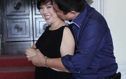 Táo Giao thông Chí Trung “cưỡng” hôn vợ tại Nhà hát Lớn TP HCM
