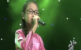 Giọng hát dân ca 10 tuổi khiến khán giả thổn thức