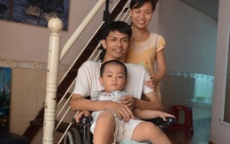 Chuyện tình cô nữ sinh trường y với chàng trai bị liệt tứ chi