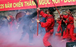 Hàng vạn người đến xem “vua Quang Trung đánh giặc” tại gò Đống Đa