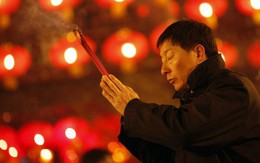Chùa Trung Quốc thu 400 triệu đồng đối với người thắp hương đầu tiên trong năm