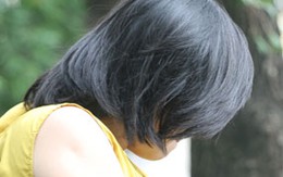 Chồng đòi ly hôn vì vợ trẻ mê cá độ