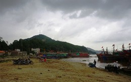 Phát hiện xác bé trai nghi bị thả xuống biển 