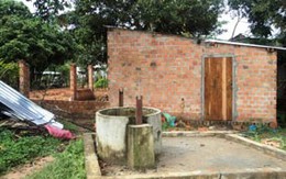 Dùng dao cắt cổ vợ rồi tự sát