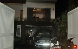 Xế bạc tỉ của "đại gia" Hải Phòng cháy tan tành